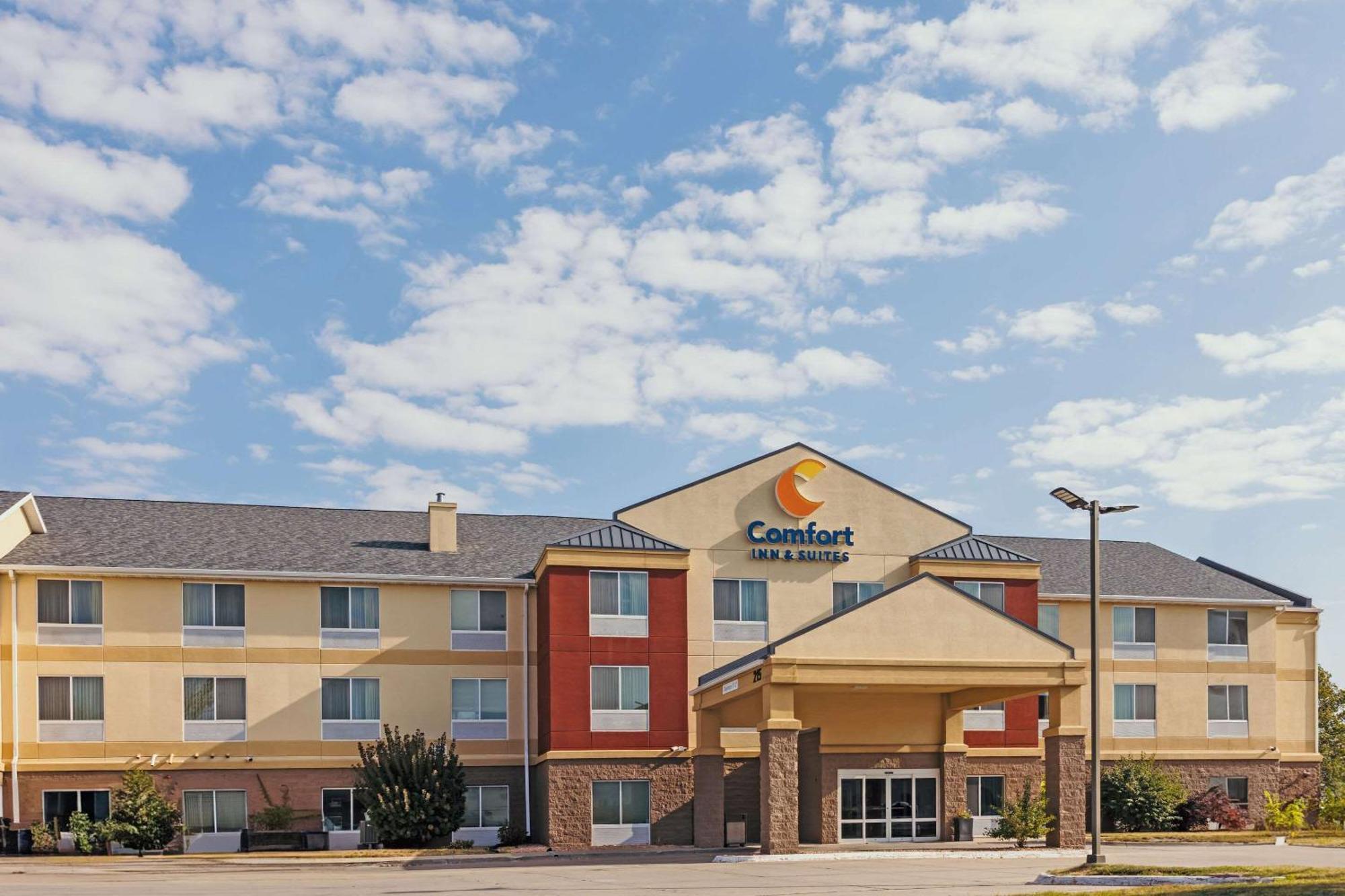 Comfort Inn & Suites Ankeny - Des Moines Exterior photo